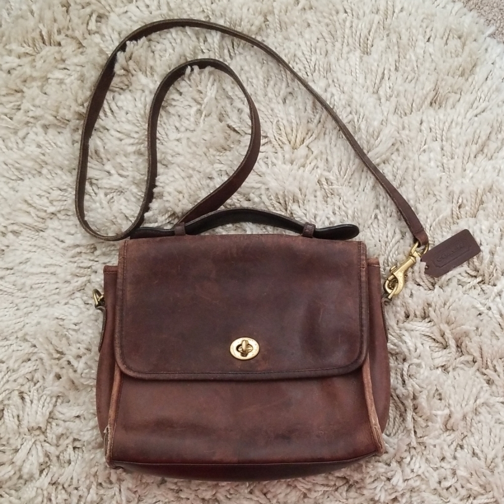 Coach || Vintage Willis Cognac Leather Crossbody